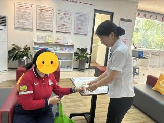 工行河南省分行：战高温 送清凉，服务有保障 关怀浸人心