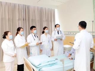 济医附院肾内科（太白湖）成功开展带支撑环人工血管动静脉内瘘术