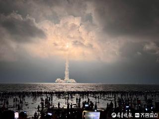 从大海到夜空！一箭十一星，日照近海再次成功完成火箭发射