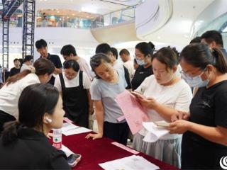 “雁归兴齐 职为等你”2025年齐河县人才夜市招聘会成功举办