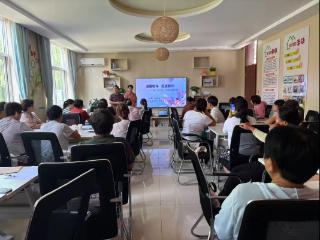 【社会主义核心价值观“五个融入”】济南市莱芜区羊里街道暖心家园开展“暖心相伴 启迪前行”志愿者培训活动