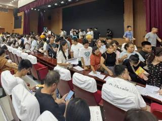 守护学子钱包！农行江口支行送反假币知识进校园