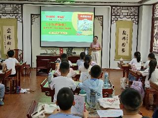 泰山区双龙社区“悦读双龙·阅有趣”暑期读书会第二期开讲啦！