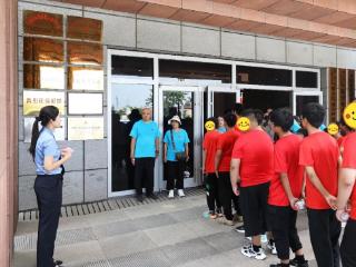 莒南县检察院与多部门联合开展暑期儿童关爱服务活动