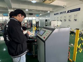 青春智造破局"卡脖子"：00后团队攻克光纤环制备技术壁垒