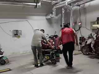 北集坡街道百福社区：清楼道 畅车库 筑牢安全防线