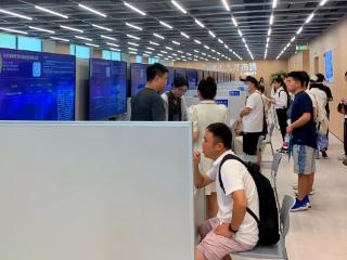 杭州夏季“人才夜市”招聘会来袭 烟火气中点燃就业新激情