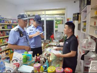 肥东公安组织开展安全防范宣传上门活动