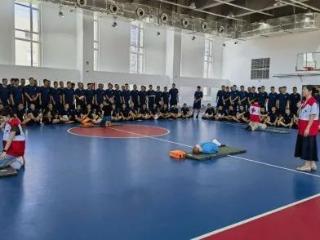 烟台市奇山医院走进鲁东区域灭火与应急救援中心开展急救培训 为新入职消防员添“技能铠甲”