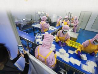 “大河奔涌万象新”黄河流域生态保护和高质量发展网络主题宣传活动采访团走进陕西东大门——渭南市潼关县
