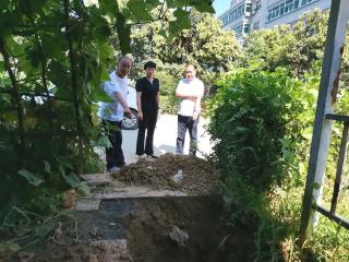 “听诊”地下 49栋楼告别“滴水愁”