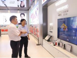 恩施联通总经理化身“体验官” 解锁“智家通通”智慧生活密码