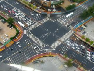 5个路口新增非机动车道，烟台南大街“大变身”