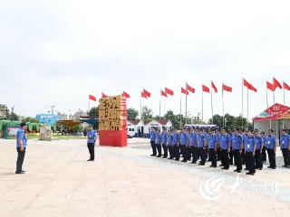 “执法蓝”护航啤酒节，文明风映照金沙滩——青岛西海岸新区综合行政执法局全力保障第35届青岛国际啤酒节平稳有序