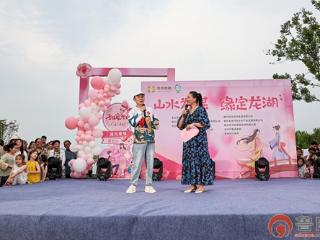 青年交友邂逅网红经济 滕州龙阳镇望湖公园上演秋日浪漫