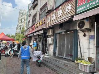 南苑街道博古庄社区开展沿街商铺消防安全巡查