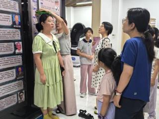 医护人员走进社区 守护儿童健康成长