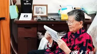 黄河尾闾守望者寇其玉：九旬“灯烛”播下爱的种子