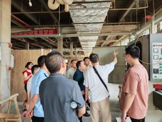 工贸专家深入四川旺苍开展家具生产企业指导帮扶