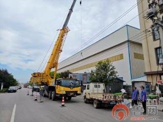 胶州市综合执法局：依法集中清理7处集装箱板房