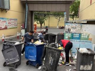 济南市莱芜区凤城街道幸福社区凤鸣嘉园小区：共建洁净家园 持续在行动