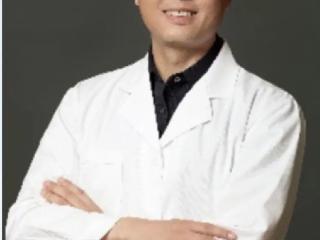 8月15日，首都医科大学附属北京同仁医院眼科专家团来临沂啦