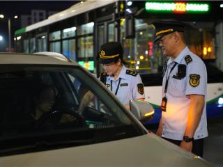 擦亮文明窗口 护航畅行无忧——崂山区交通运输局“三优”并举守护啤酒节畅行之路
