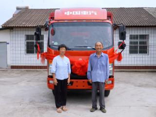 致敬丨选重汽好车，伴“中国好人”