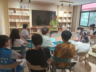 南苑街道欣锦苑社区开展“老兵故事汇”宣讲活动