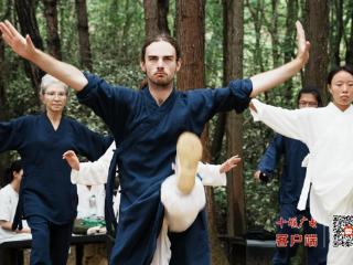 荷兰青年托马斯二上武当山：痴迷武术、洞箫和古琴，感觉“前世我是中国人”