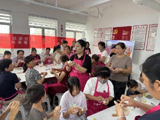 巧手下的“她”力量与家庭温情——青岛西海岸新区辛安街道妇联举办中式面点公益培训