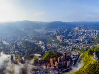 19℃清凉里的“热辣滚烫” 盘州暑期经济“热”力十足