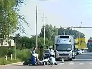 路遇交通事故，淄博车主紧急救助受伤女子