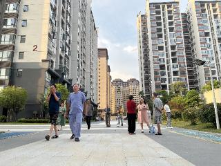 安顺经开区创新举措——一张“新市民便民服务卡” “候鸟”安心乐居