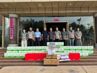 济南市莱芜区牛泉镇：工会送清凉 防暑保平安