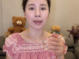 “2年被家暴16次离婚案”当事人小谢最新发声：“不管露思未来做什么决定，都永远支持她”
