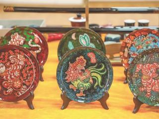 高光友：30余载守护彝族漆器