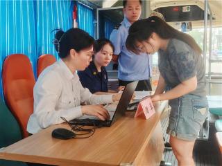 浙江龙港：“政务服务温度”这样流淌