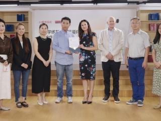 小猿学练机独家引进海尼曼FPC AI+全球顶级资源打造英语学习新范式