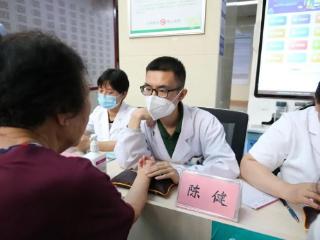 8月22日，临沂市中医医院解放路院区中医健康夜市等您来！