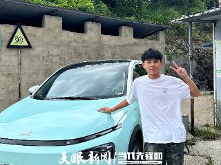 在城市中奔跑的年轻人｜做快乐的城市“摆渡人”