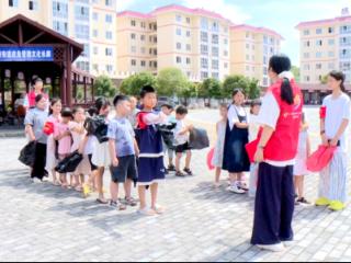 普定县玉秀街道：儿童之家护航儿童成长