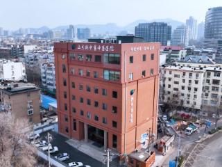 名医仁术，乃成中鲁——山东新中鲁中医医院以守正传承致敬医师