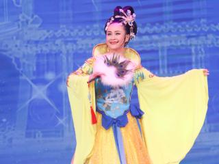 守住根脉 再开新花 ——非遗传承人赵丹丹30年坚守与创新让二人转艺术绽放芳华