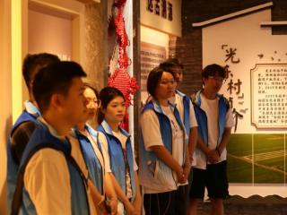 一场青年学子与乡土的双向奔赴