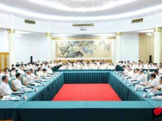 海辰储能参加“山东省委省政府企业家座谈会”并作主题发言