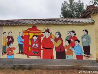 36幅墙绘讲述婚俗故事，聊城这个小村庄让传统古礼“活”了起来