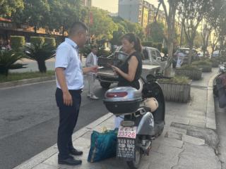 上饶银行横峰支行：走街串巷送服务 社保卡惠民暖人心