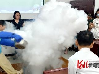 唐山市路北区：科普走进社区 探索奇趣实验
