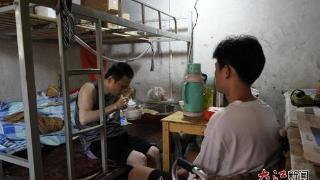 “尽孝不能等” 赣州小伙要带着爸爸上大学